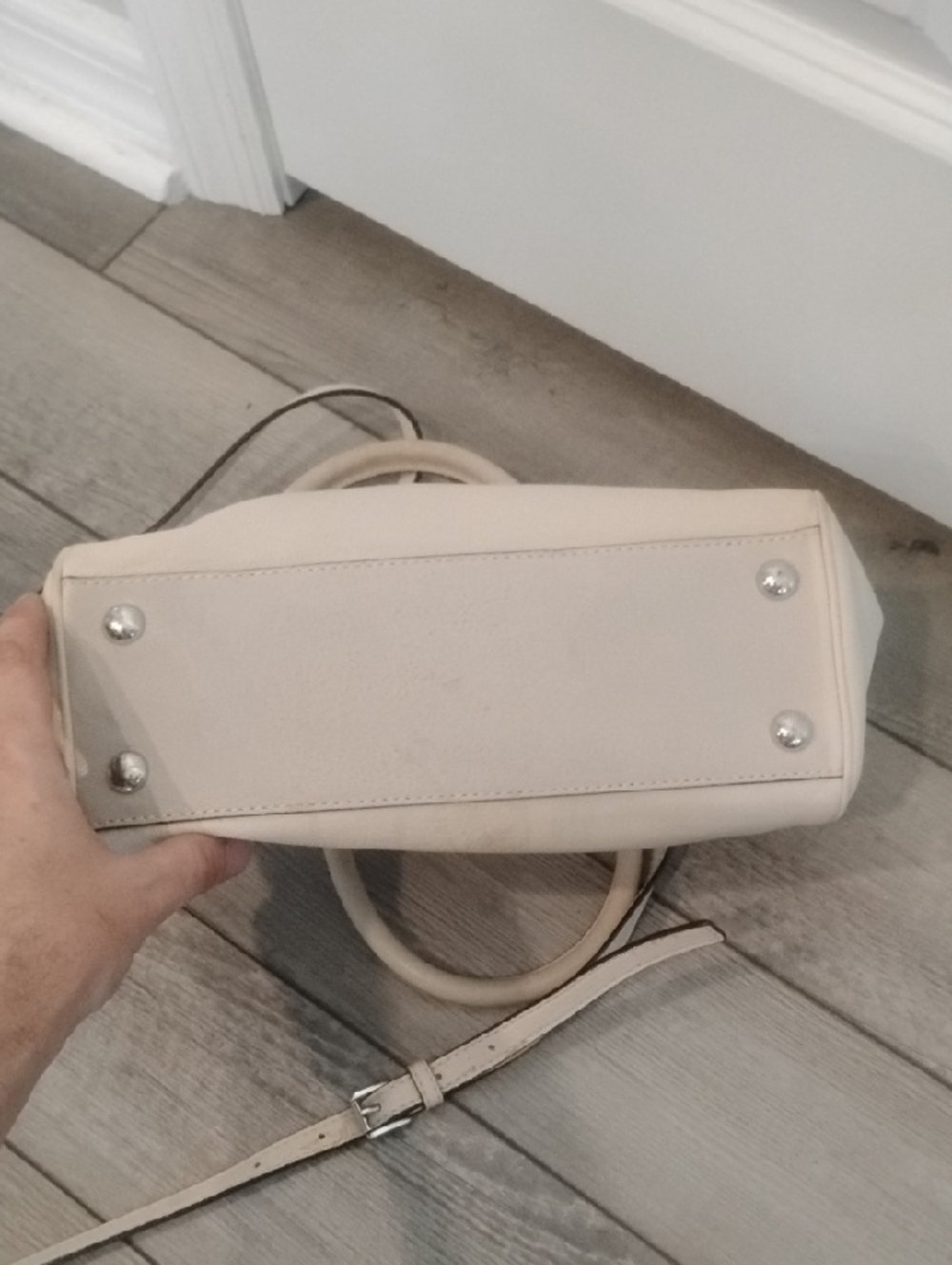 Michael Kors Cream Leather Satchel with Silver-Tone Lock - Picture 13 of 15